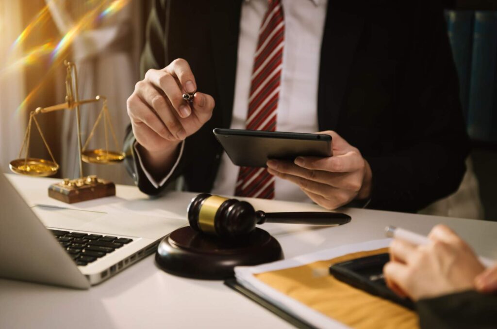 Asesoría legal para extranjeros que quieren hacer negocios en Chile